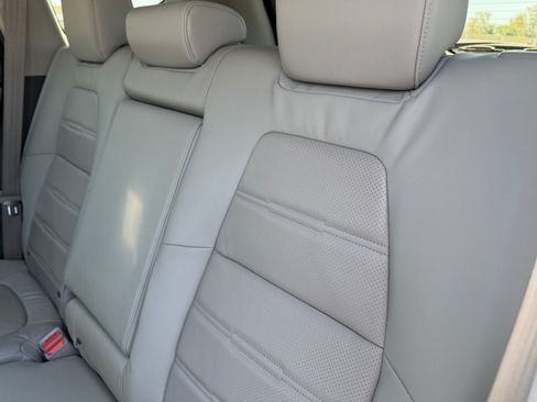 Used 2019 Honda CR-V Touring image 21