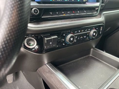 Used 2024 Chevrolet Silverado 2500 LTZ w/ LTZ Plus Package AWD/4WD image 24