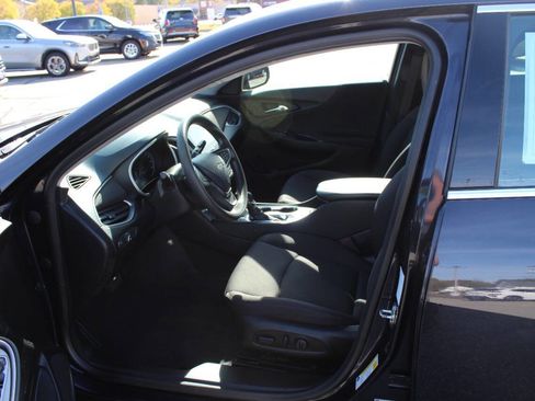 Used 2023 Chevrolet Malibu LT image 15