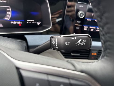 New 2026 Volkswagen Jetta SE FWD image 22