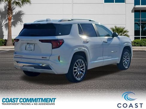 Used 2026 GMC Terrain Denali AWD/4WD image 6
