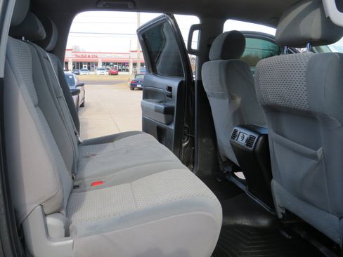 Used 2012 Toyota Tundra 2WD CrewMax w/ Tow Pkg image 19