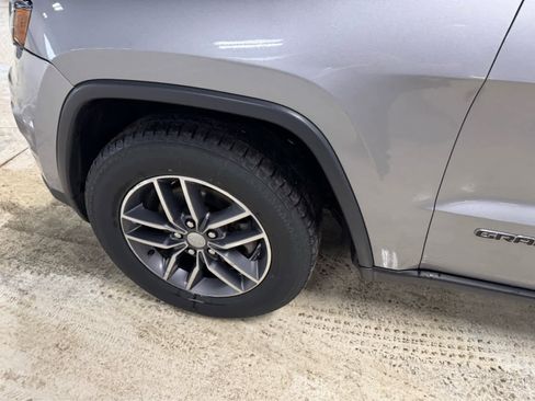 Used 2018 Jeep Grand Cherokee Limited w/ Luxury Group II image 10