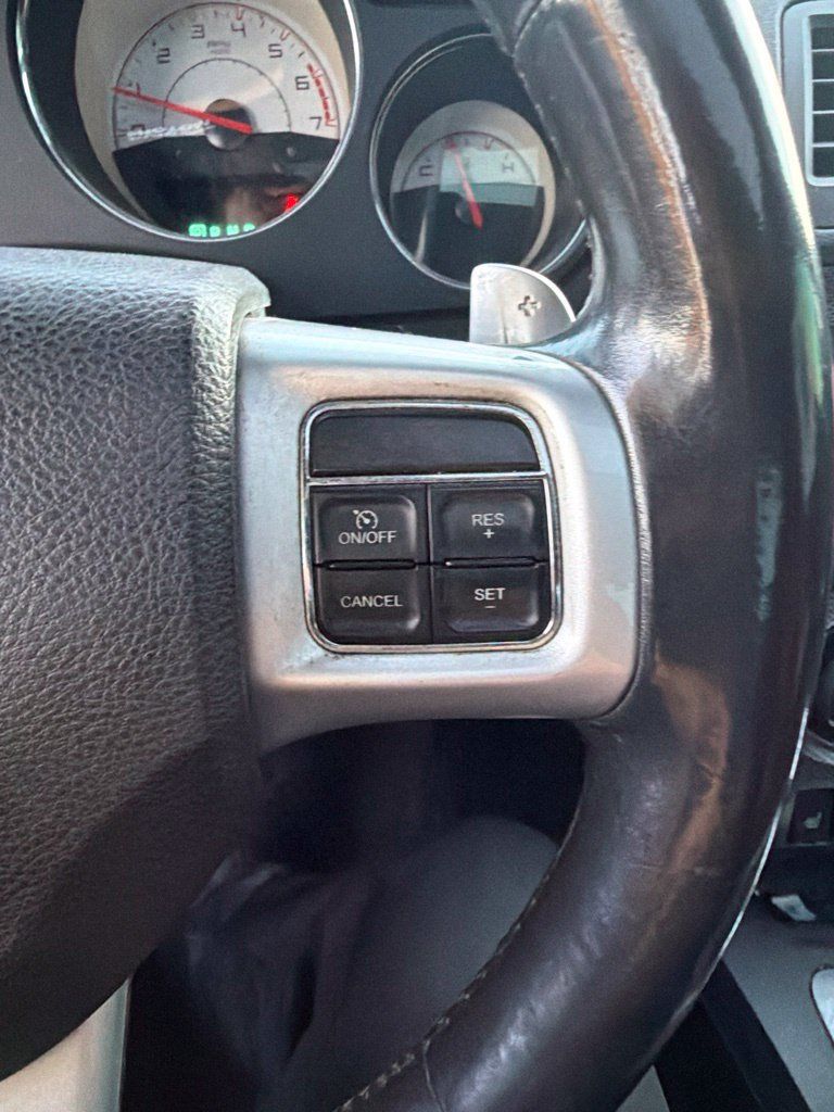 Used 2014 Dodge Challenger R/T Plus RWD image 14