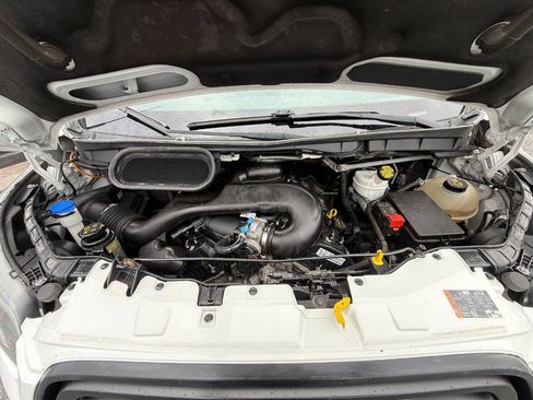 Used 2019 Ford Transit 250 148 Medium Roof RWD image 40