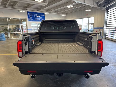 New 2026 Honda Ridgeline Black Edition image 23