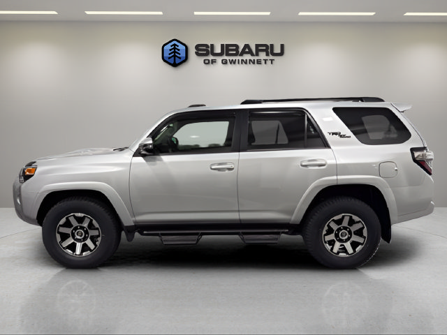 Used 2023 Toyota 4Runner TRD Off-Road Premium w/ Moonroof Package AWD/4WD image 2