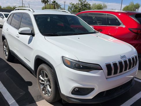 Used 2021 Jeep Cherokee Latitude Lux image 2