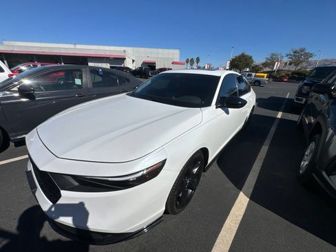 Used 2024 Honda Accord Sport image 3