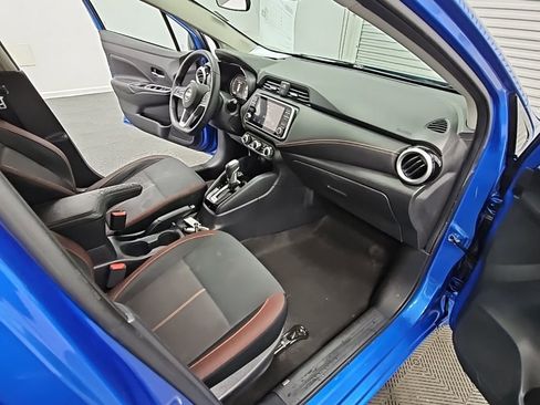 Used 2021 Nissan Versa SR image 30