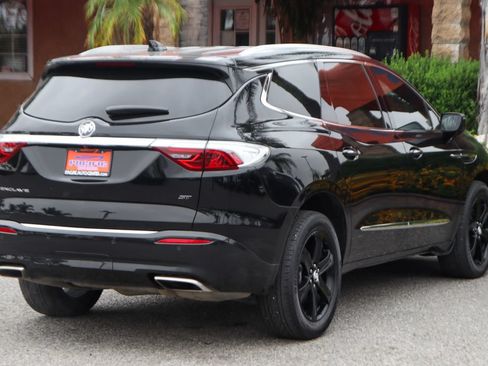 Used 2024 Buick Enclave Essence w/ Sport Touring Edition FWD image 11