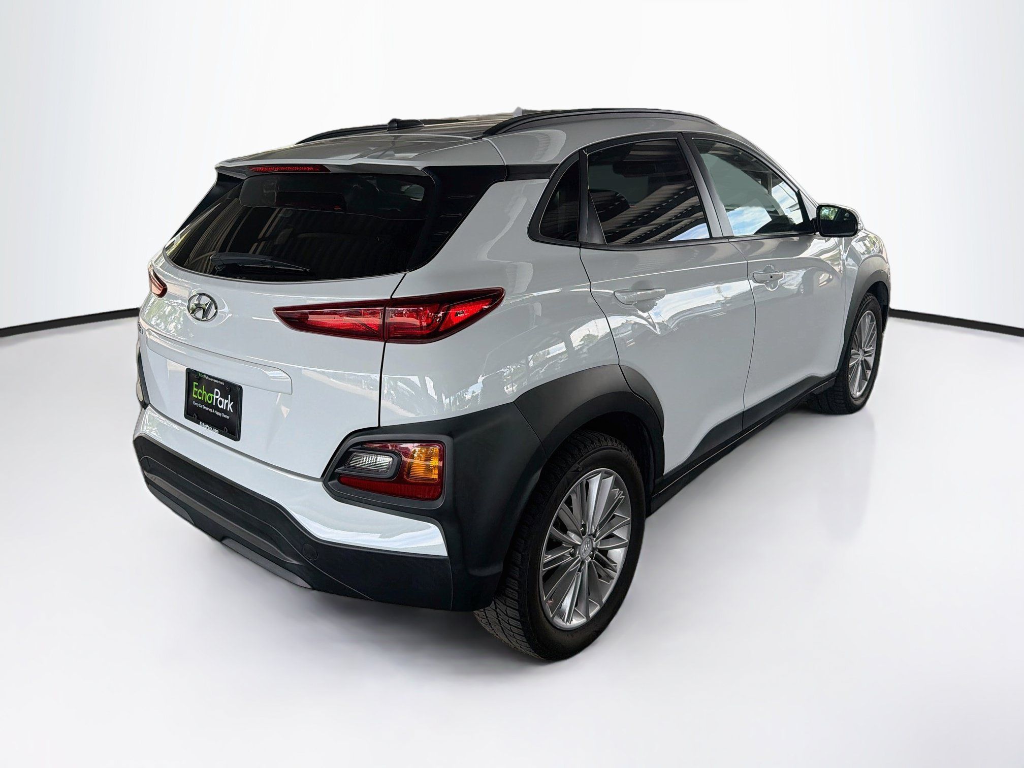 Used 2018 Hyundai Kona SEL w/ SEL Tech Package 02 FWD image 9