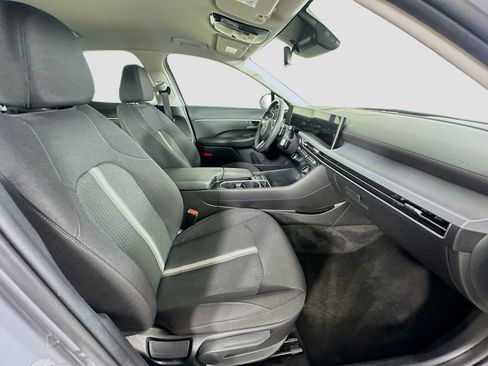 Used 2025 Hyundai Sonata SEL FWD image 29