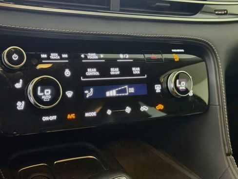 Used 2023 INFINITI QX60 Luxe w/ Cargo Package FWD image 23