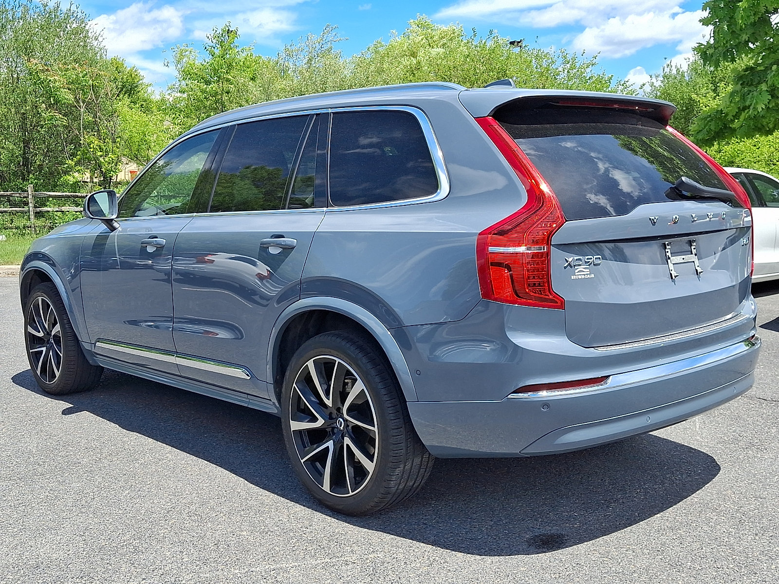 Used 2023 Volvo XC90 B6 Plus w/ Protection Package AWD/4WD image 4