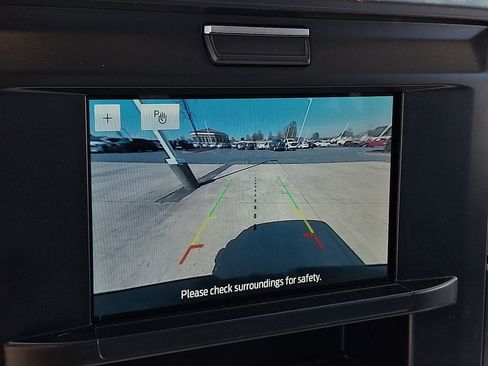 Used 2025 Ford F250 XLT AWD/4WD image 17