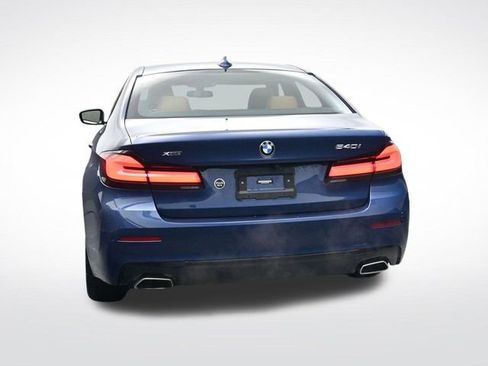 Used 2022 BMW 540i xDrive w/ Premium Package image 6