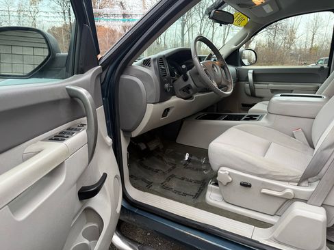 Used 2011 GMC Sierra 2500 SLE image 13