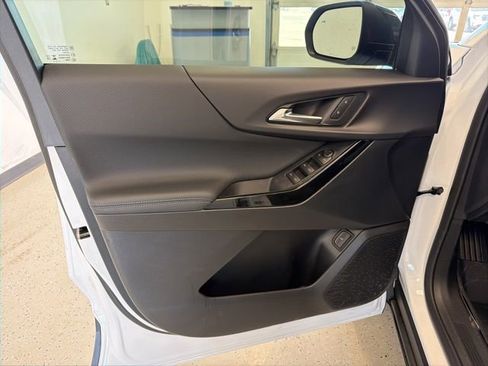 New 2026 Chevrolet Equinox LT image 43