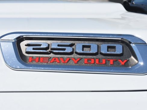Used 2024 RAM 2500 Big Horn AWD/4WD image 12