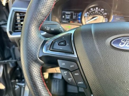Used 2022 Ford Edge ST-Line AWD/4WD image 28