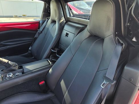 Used 2023 MAZDA MX-5 Miata Grand Touring RWD image 12