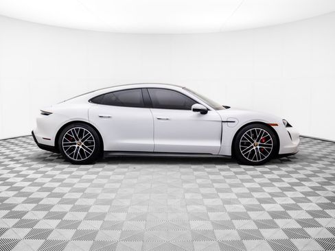 Used 2021 Porsche Taycan 4S image 5