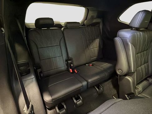 New 2026 Buick Enclave Avenir image 25