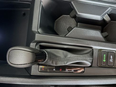 Used 2024 Honda Accord EX image 19