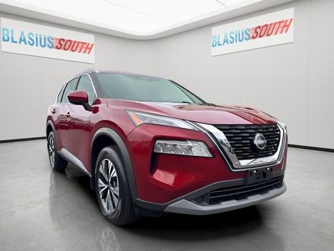 Used 2023 Nissan Rogue SV w/ SV Premium B Package AWD/4WD image 1