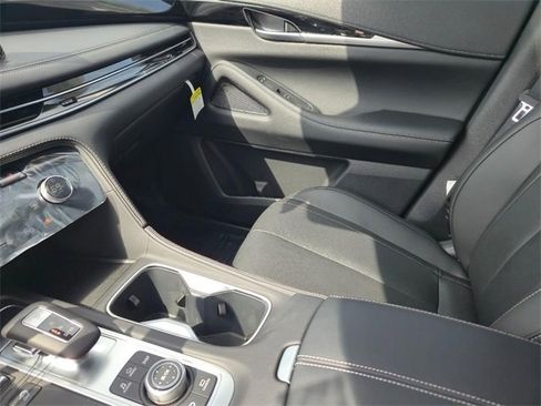 Certified 2025 INFINITI QX60 Pure image 22