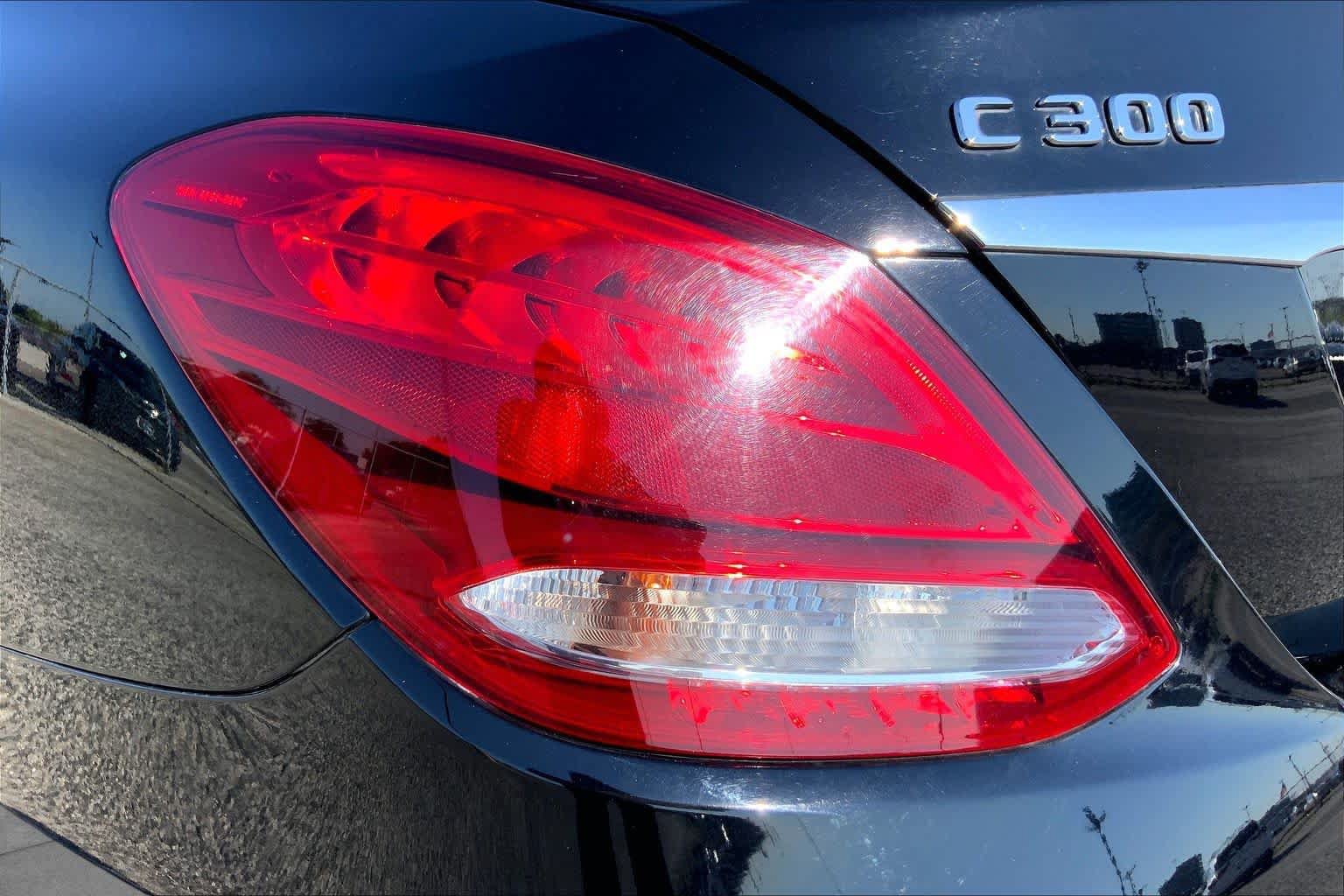 Used 2017 Mercedes-Benz C 300 Sedan image 28