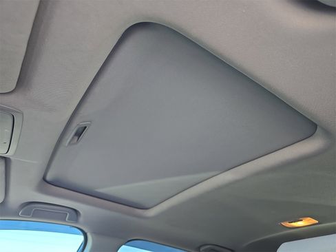 Certified 2022 Honda CR-V EX-L image 17