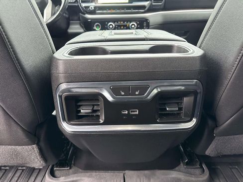 Used 2022 GMC Sierra 1500 SLT AWD/4WD image 13