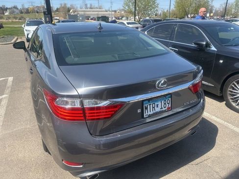 Used 2013 Lexus ES 350 w/ Luxury Pkg FWD image 11