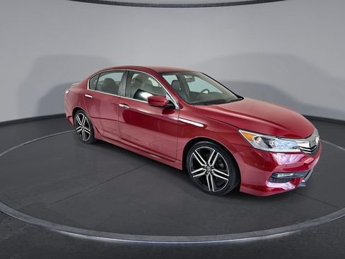 Used 2016 Honda Accord Sport image 2
