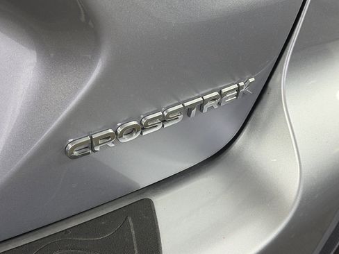 Used 2024 Subaru Crosstrek 2.0i Premium image 17