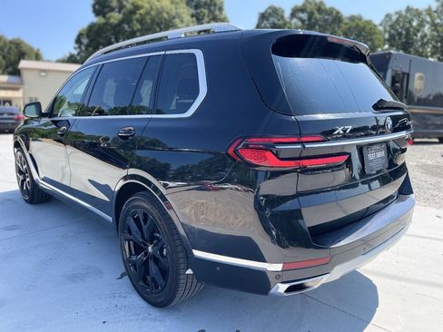 Used 2024 BMW X7 xDrive40i AWD/4WD image 5