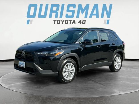 Certified 2026 Toyota Corolla Cross LE w/ Moonroof Package AWD/4WD image 3