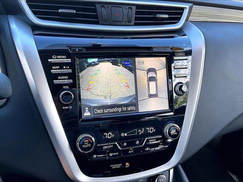 Used 2018 Nissan Murano S AWD/4WD image 14