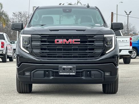 New 2026 GMC Sierra 1500 Elevation image 8