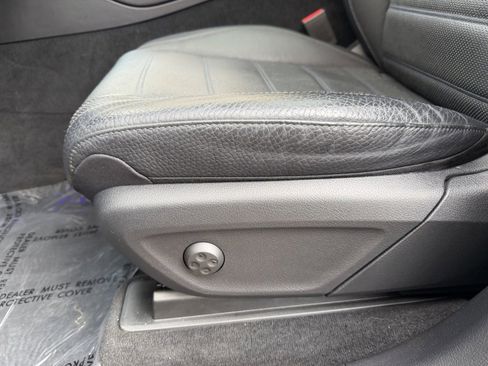 Used 2022 Mercedes-Benz GLE 350 4MATIC image 14