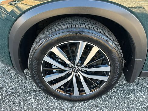 Certified 2025 Nissan Pathfinder Platinum w/ Cargo Package image 8