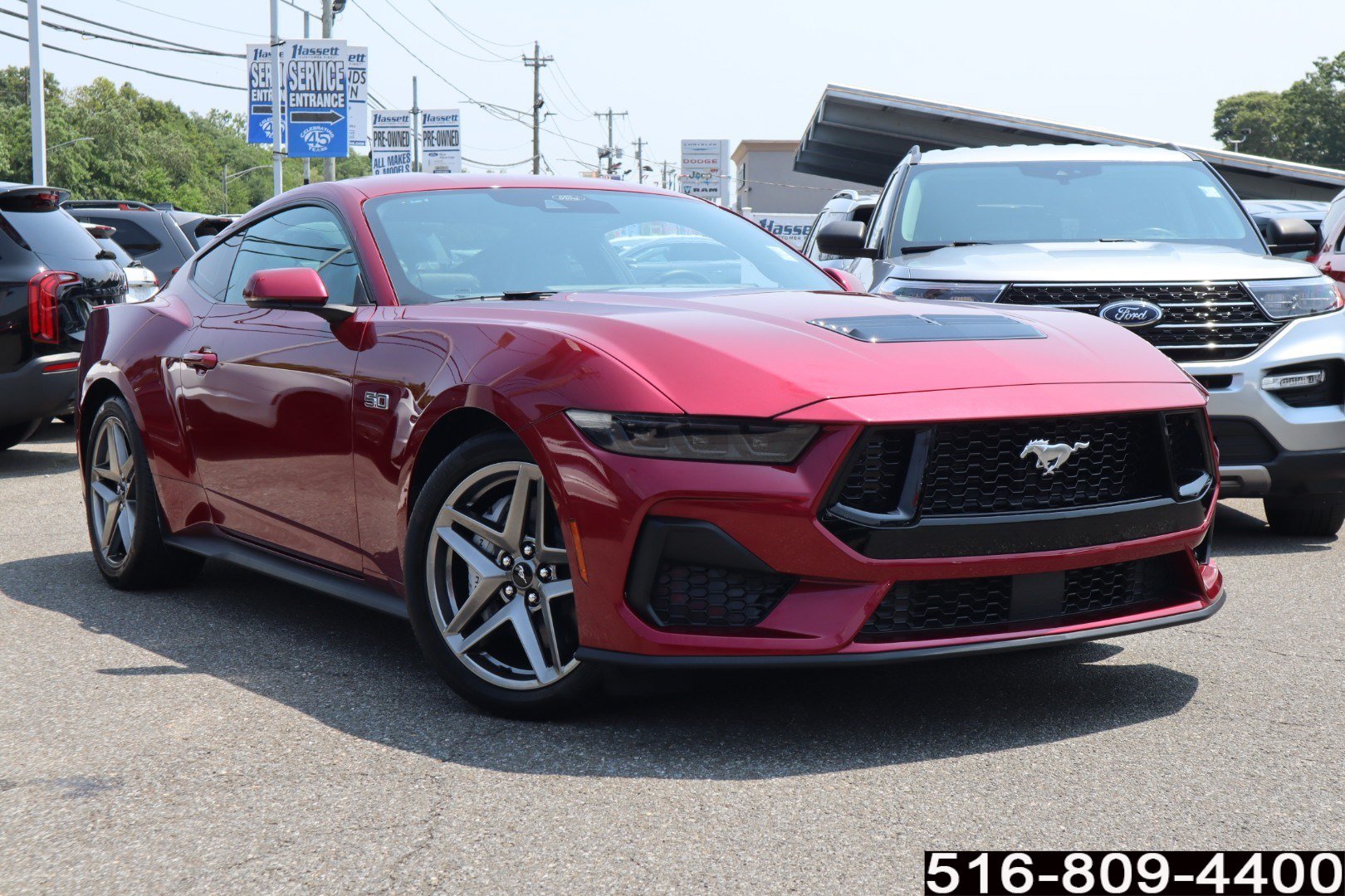Used 2025 Ford Mustang GT Premium RWD image 2