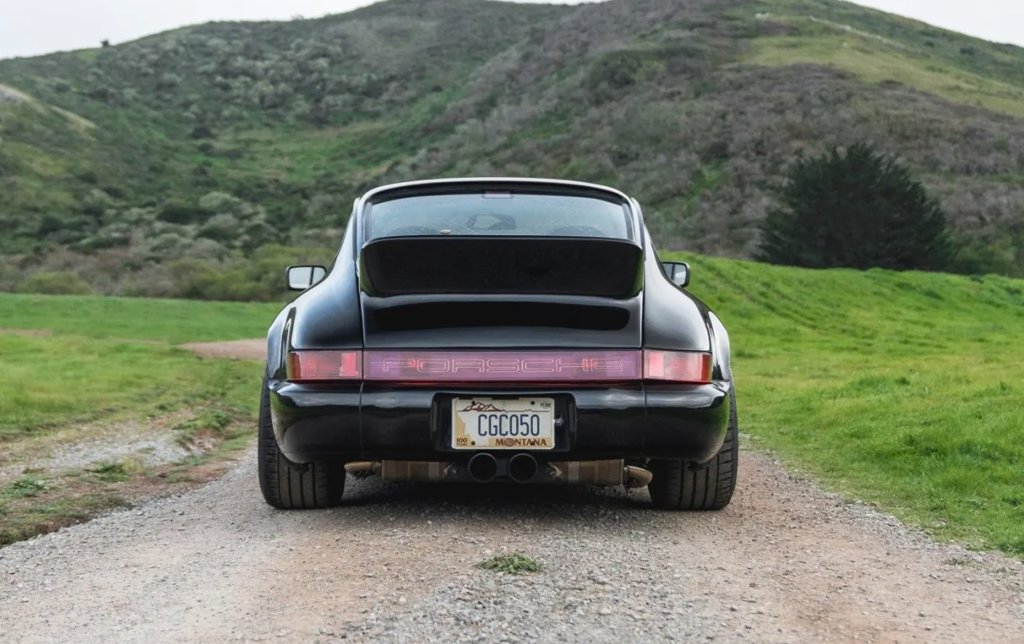 Used 1990 Porsche 911 Carrera RWD image 8