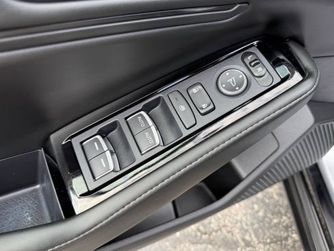 Used 2024 Honda Accord Touring image 15