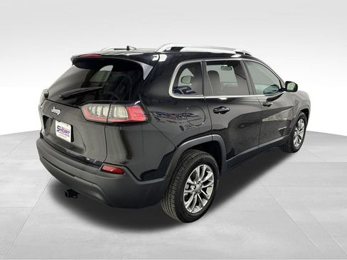 Used 2019 Jeep Cherokee Latitude Plus FWD image 4
