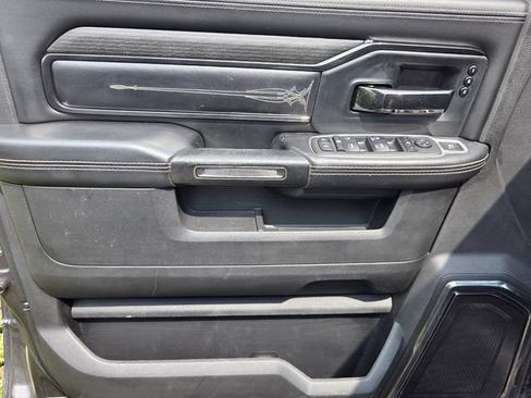Used 2022 RAM 2500 Limited AWD/4WD image 5