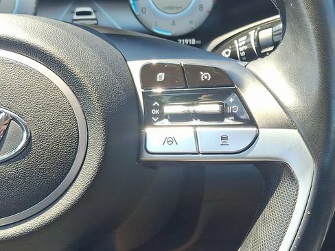 Used 2023 Hyundai Elantra SEL w/ Convenience Package FWD image 21