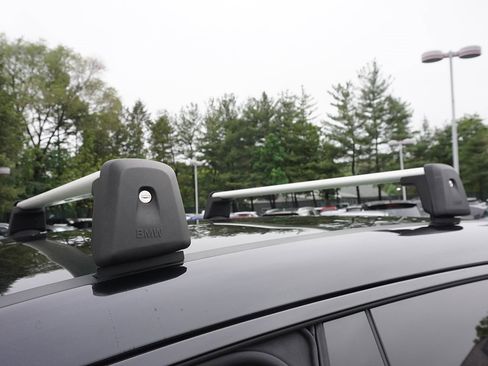 Used 2024 BMW iX xDrive50 w/ Premium Package image 30